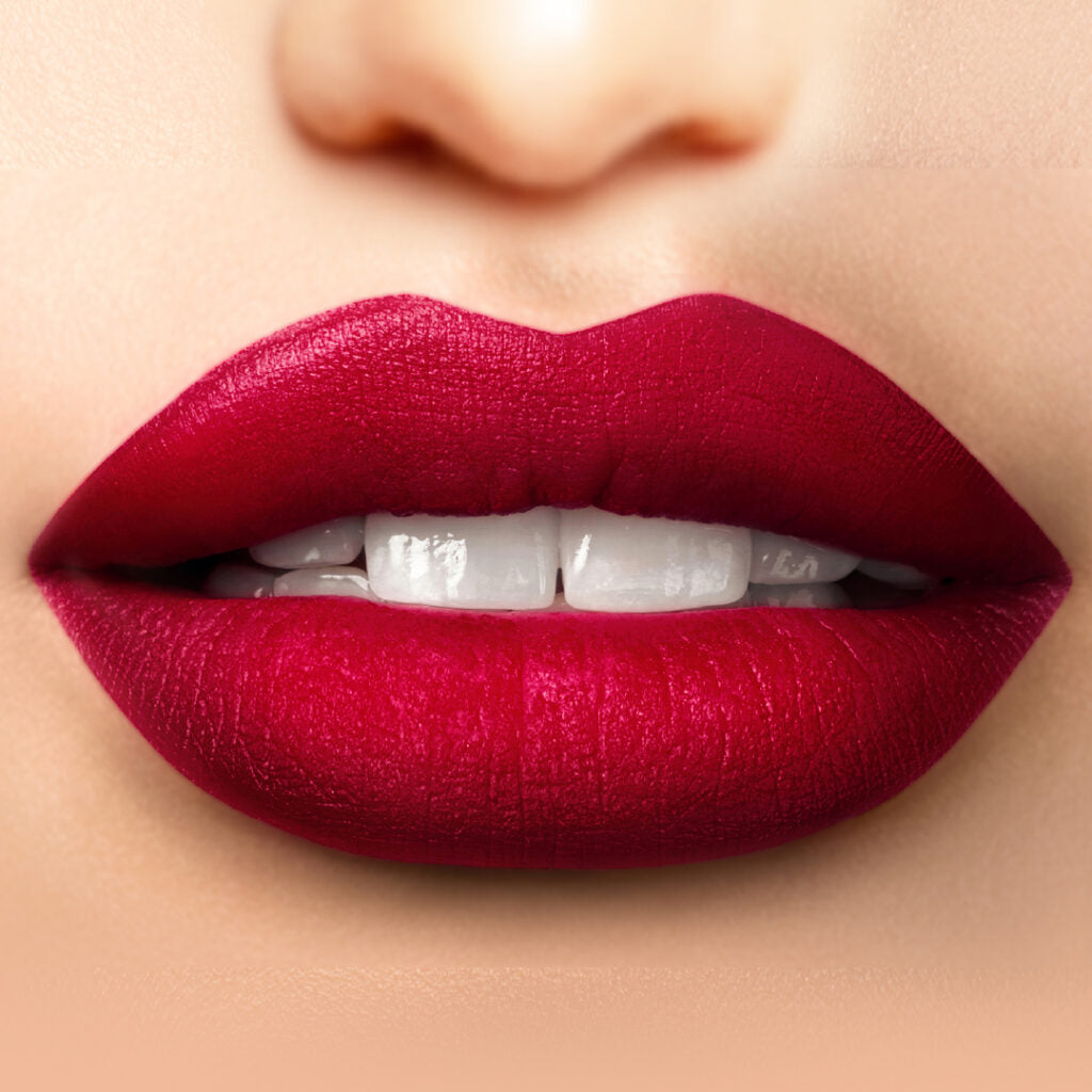 KISS ME IN SILENCE